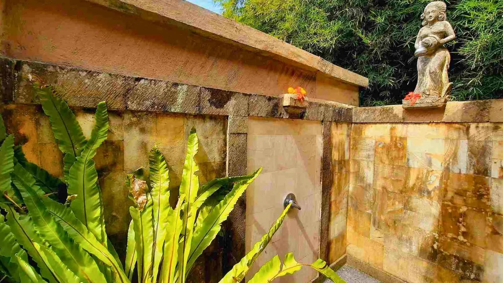 Punita 1 Bedroom Grand Deluxe Garden Zn237 Ubud  Apartment